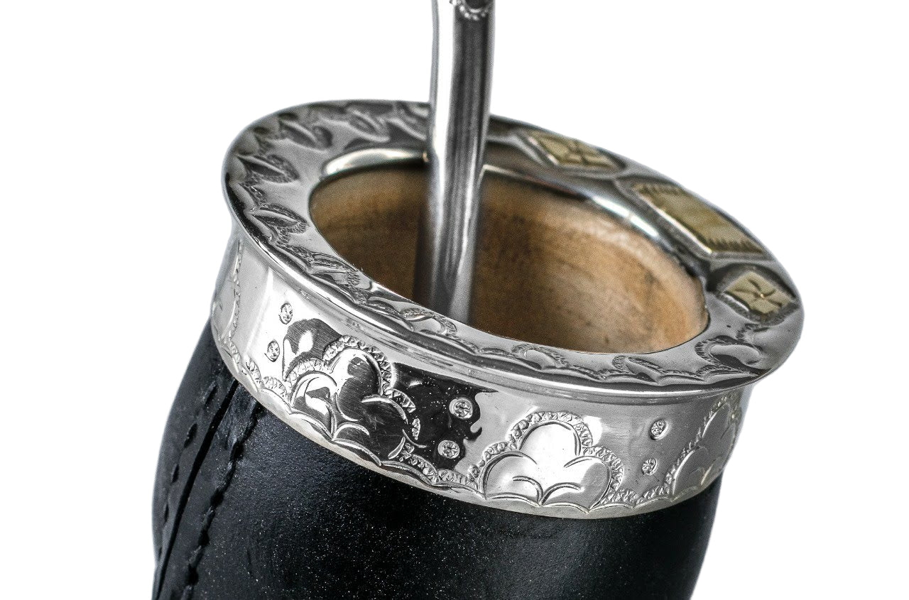 Argentinian Mate Cup: Imperial Style in Chiseled Alpaca & Black Leather