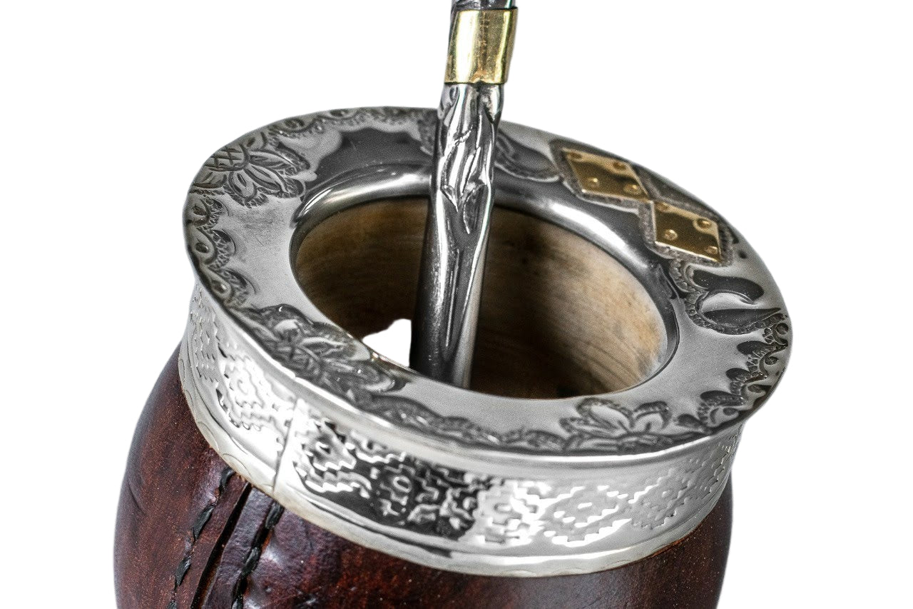 Argentinian Mate Cup: Imperial Style in Chiseled Alpaca & Black Leather