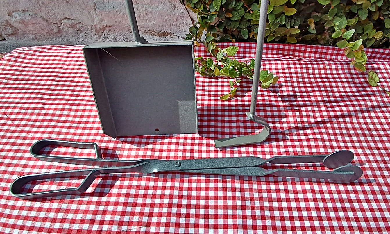 Two-Level Argentine V-Grill with Griddle | Adjustable Parrilla with Removable Legs | Dual Cooking Surface