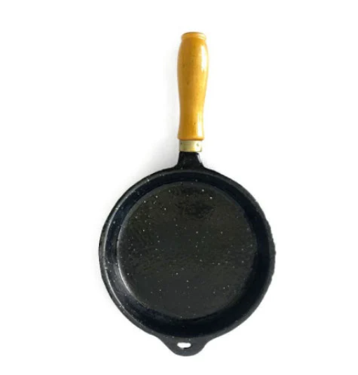 Cast Iron Provoleta | Enamelled | For Melting Cheese | With Handle and Wooden Base | Argentine Grill | Argentine Asado