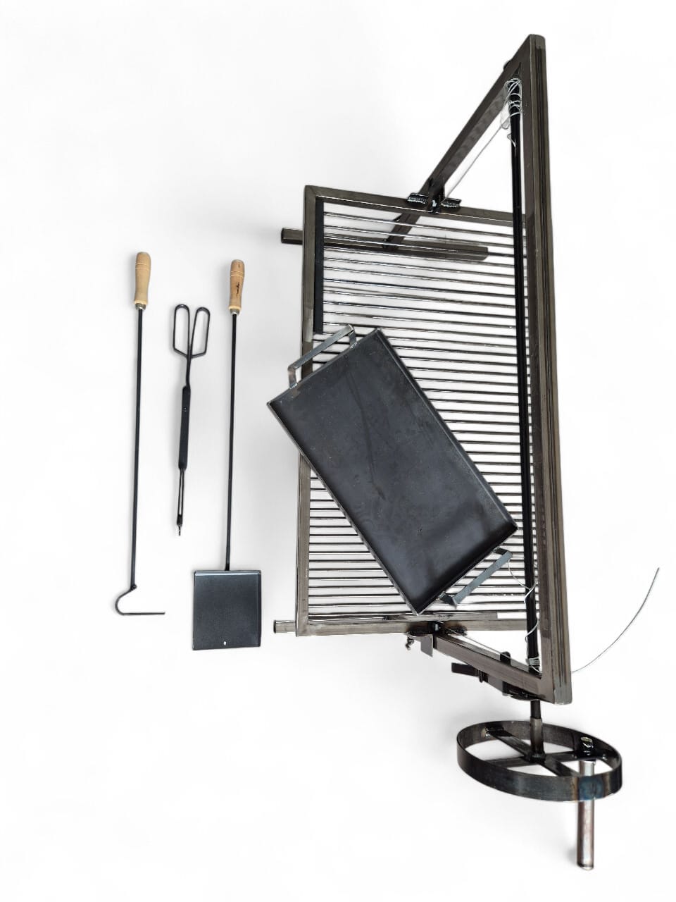 Santa Maria Adjustable BBQ Grill | Cast Iron | With Griddle and Tool Set | Argentine Asado