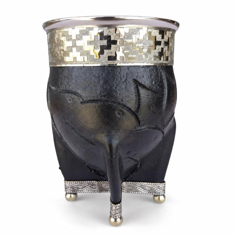 Black leather mate cup with silver geometric rim