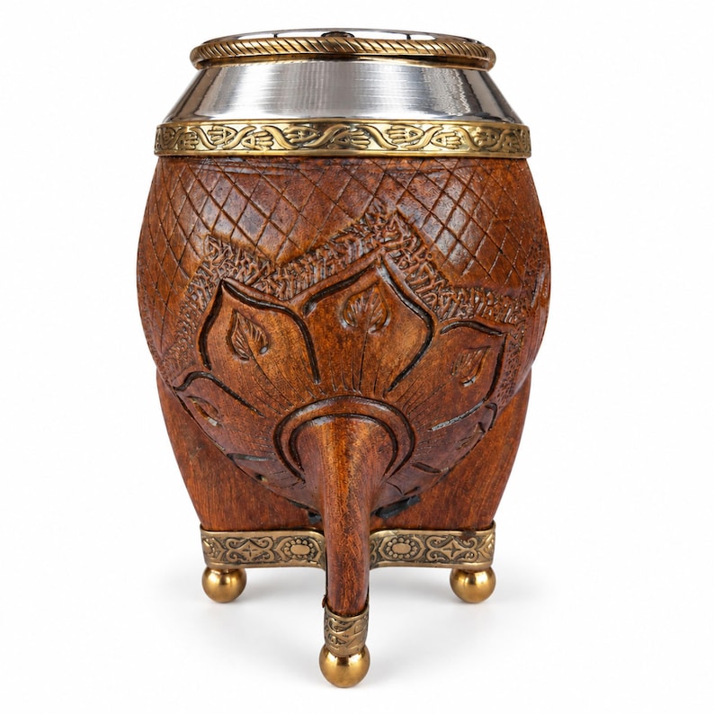 Mate cup rim detail with engraved bronze trim