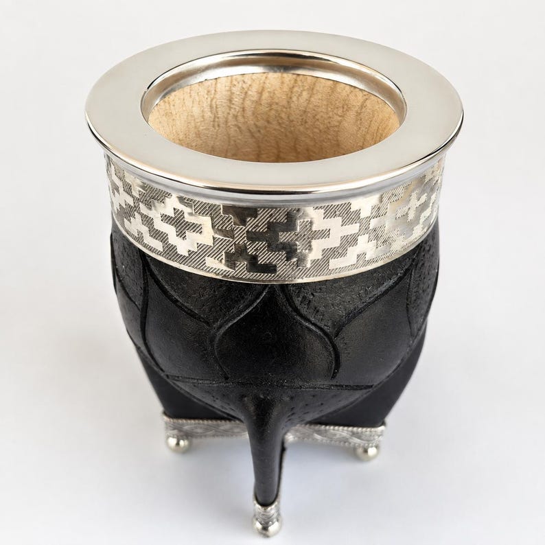 Black mate gourd cup with geometric silver rim